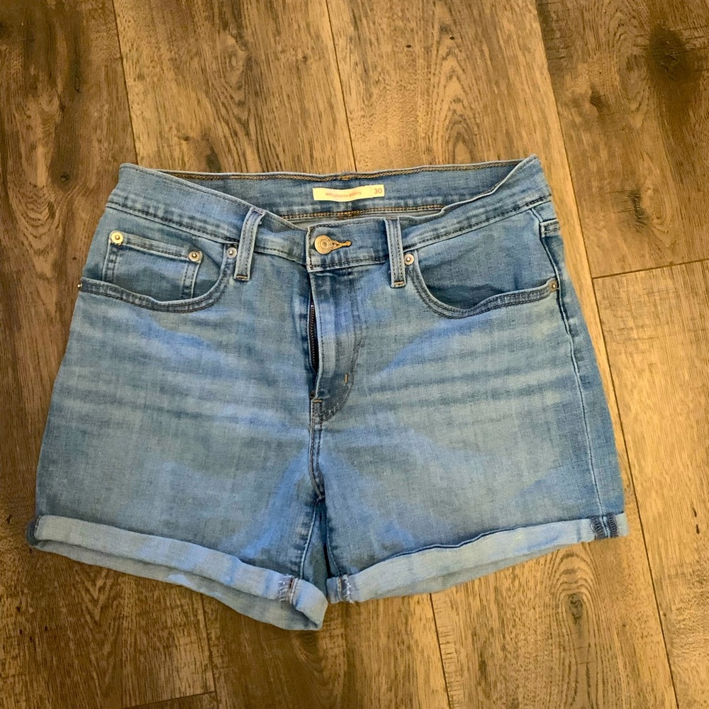 Levi’s Denim Mid Length Shorts Sz 30